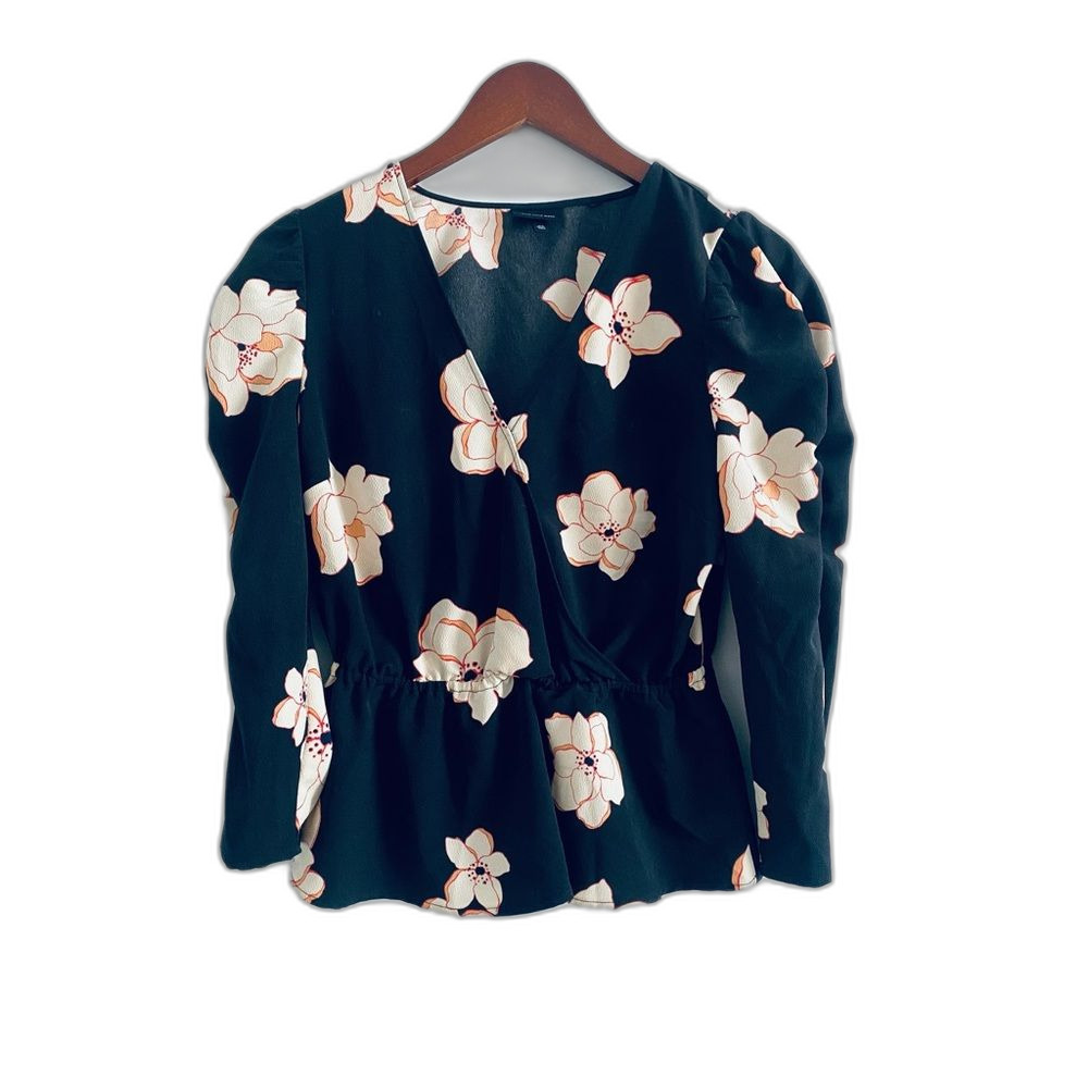 WHO WHAT WEAR Black floral print long sleeve top XS